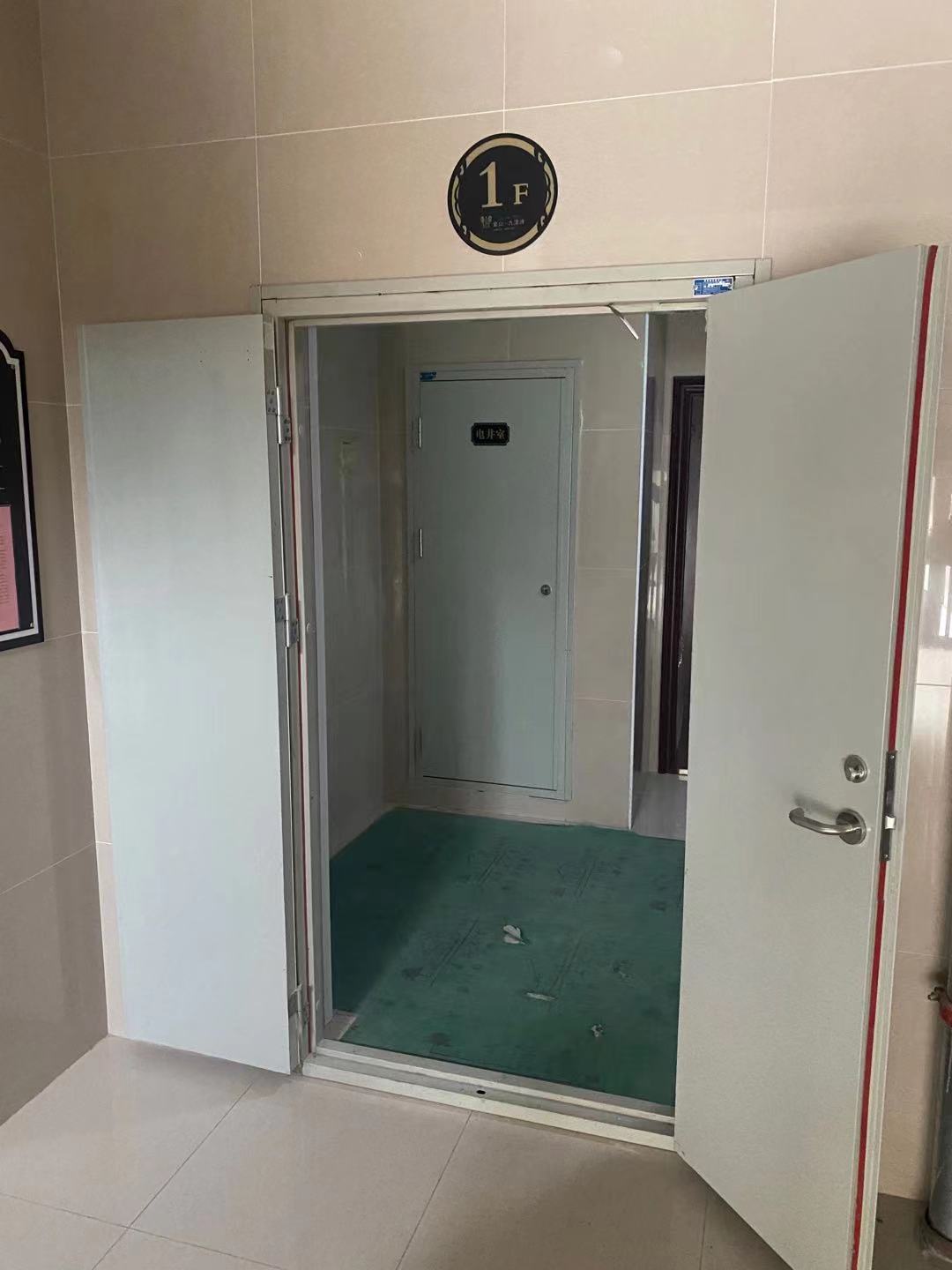 長風小區防火通道門